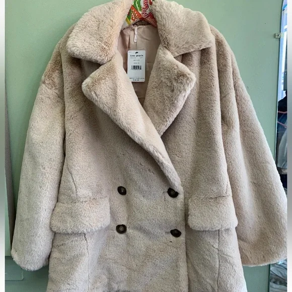 NWT Free people Solid Kate Faux Fur Soft Teddy Peacoat Coat